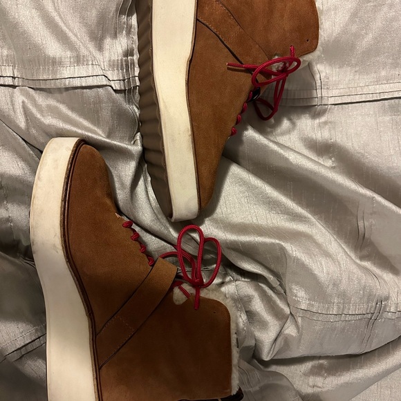 MAKE OFFER NOW!!!LAST CHANCE!!!CLOSING 7/31🎩COACH🎩URBAN PLATFORM HIKER - Picture 11 of 15